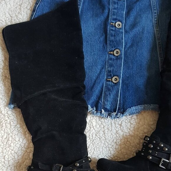 Cute denim skirt. - Picture 4 of 5